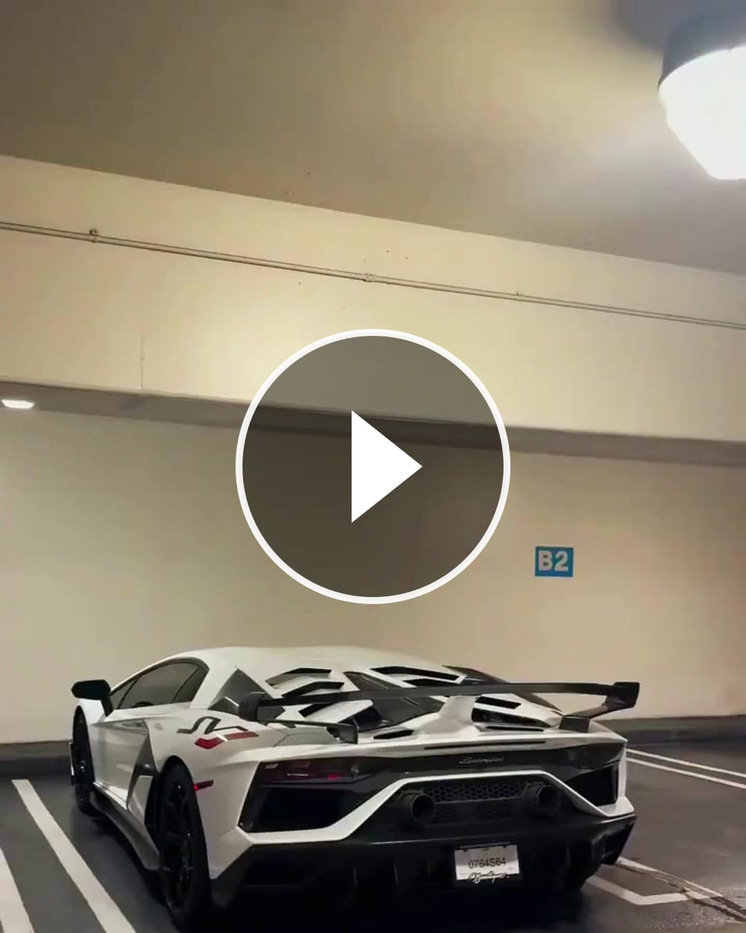 #lamborghini – @carbar_media