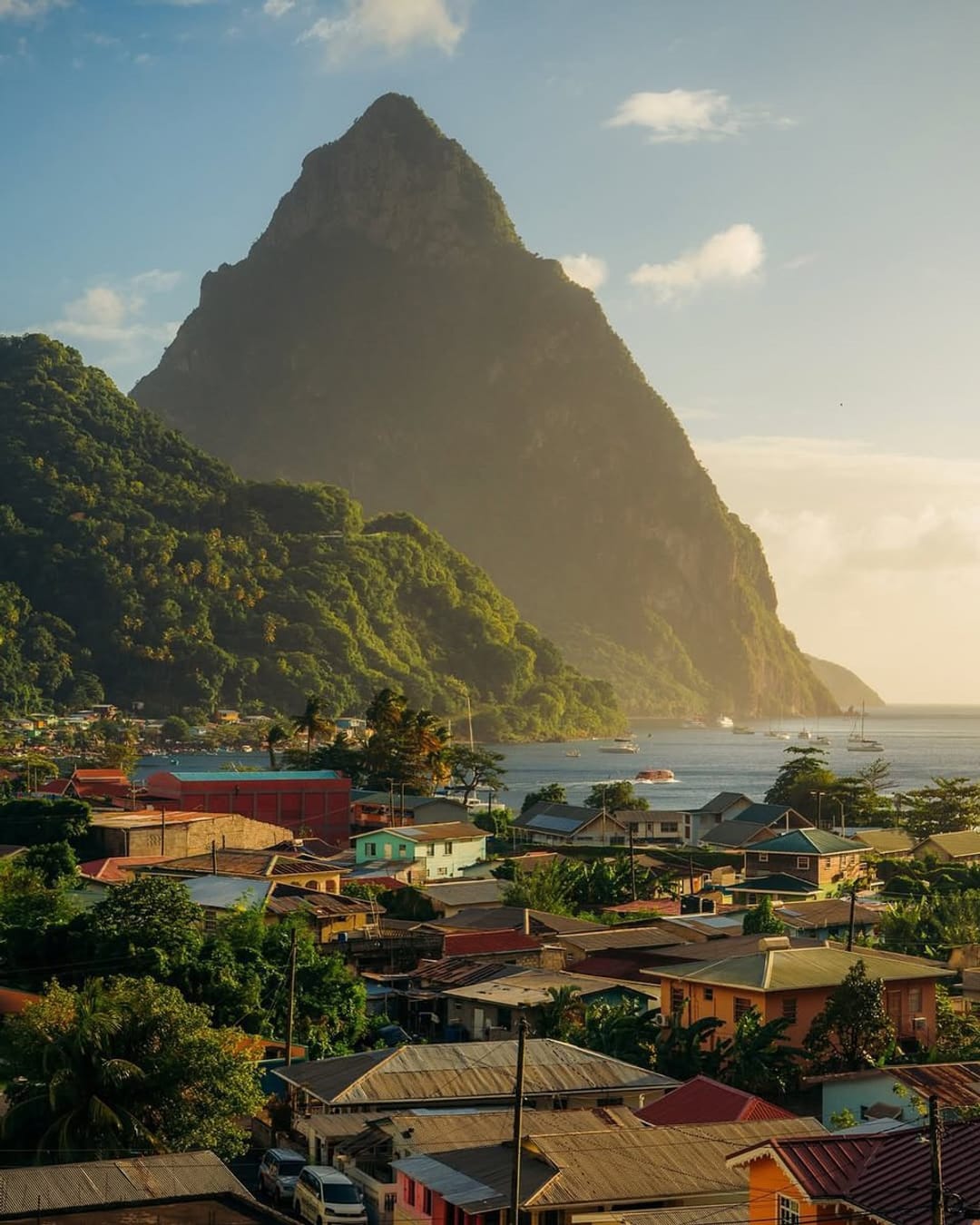 🇱🇨 Saint Lucia — where paradise meets the mountains. 🌴⛰️🌊 The iconic Pitons rising above the turquoise… – @jakse6