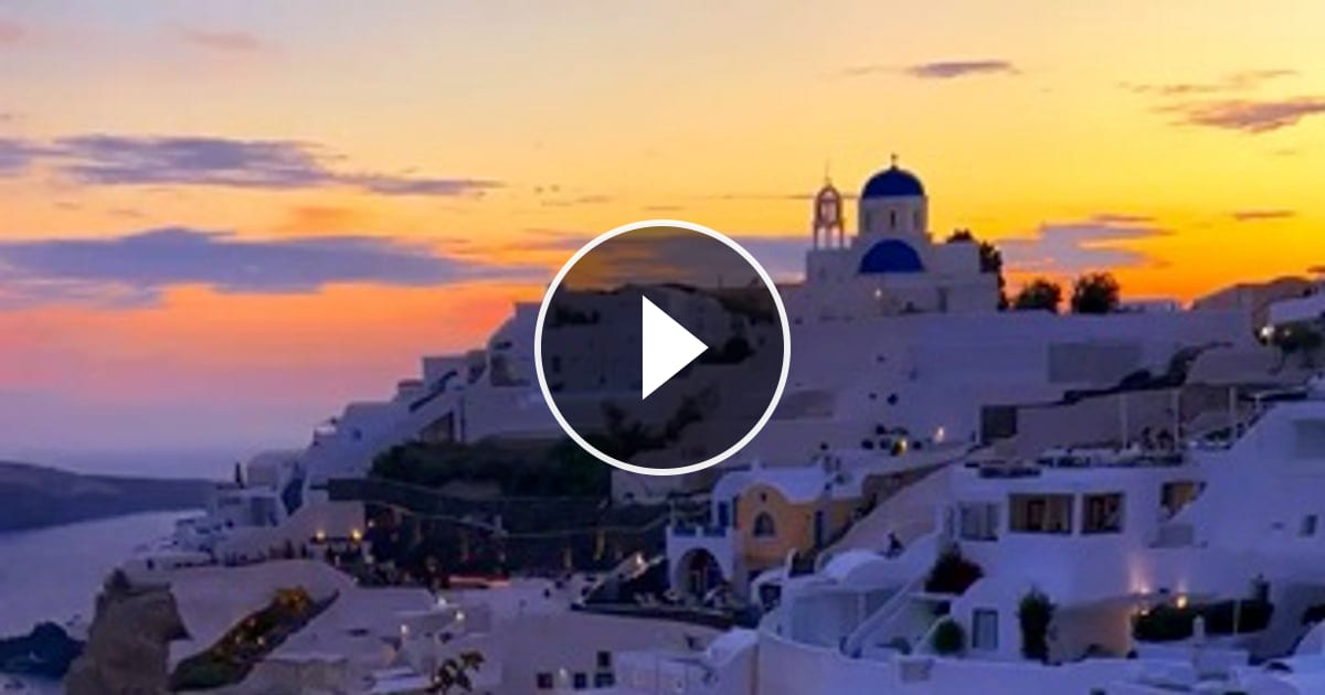 Beautiful sunset in Santorini, Greece 🇬🇷 – @jakse6