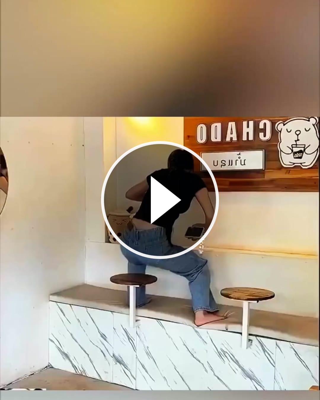‏اعتقد انها في تلك اللحظة تمنت لو انها ما انولدت 🤦 – @gondi_60