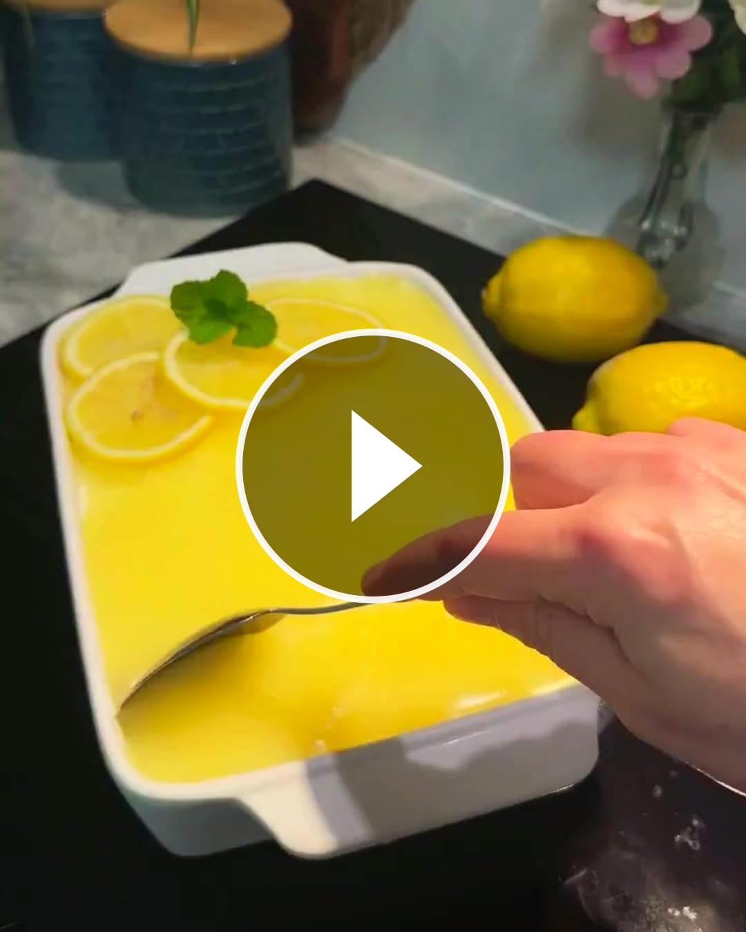 🍋 Zitroniges Tiramisu Anders als das klassische Tiramisu, ein erfrischender und köstlicher Nachtisch! 🍋🤍… – @bm.siebert