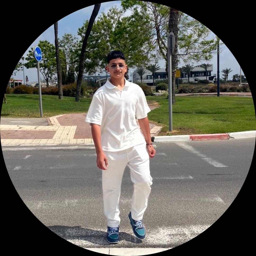 @aliklil on ReverseGram